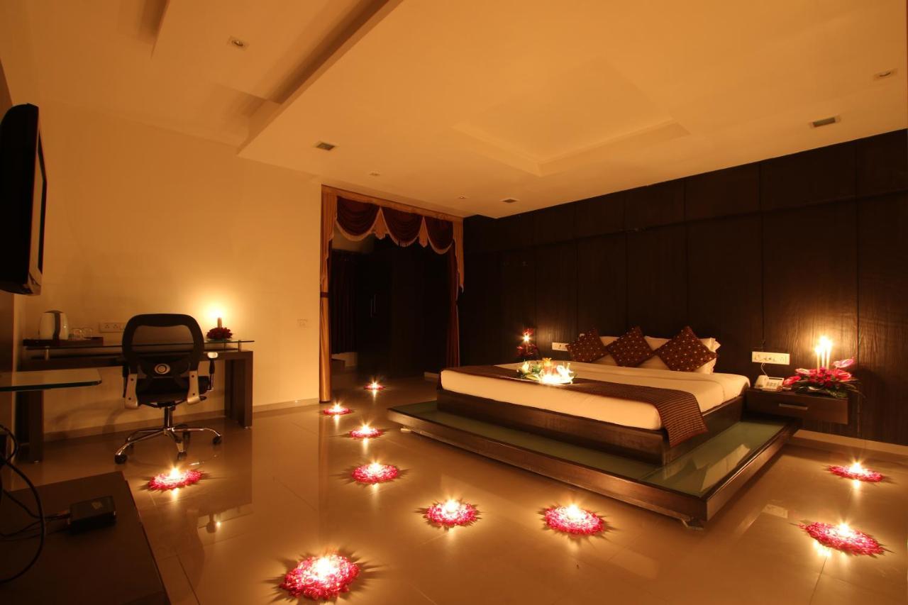 Prakruti Resort Вадодара Экстерьер фото